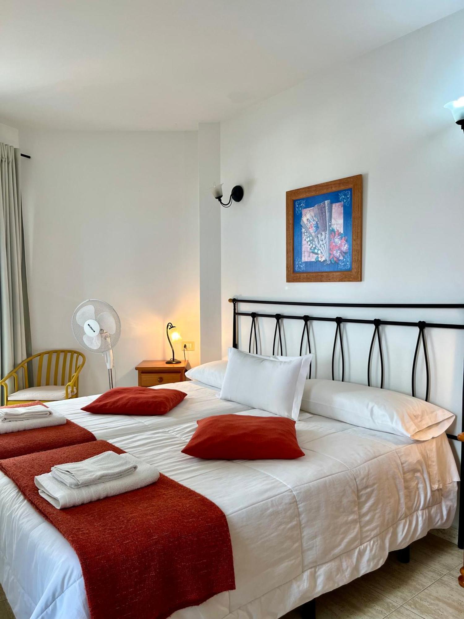 Apartamentos Edalmar Фронтера Екстериор снимка