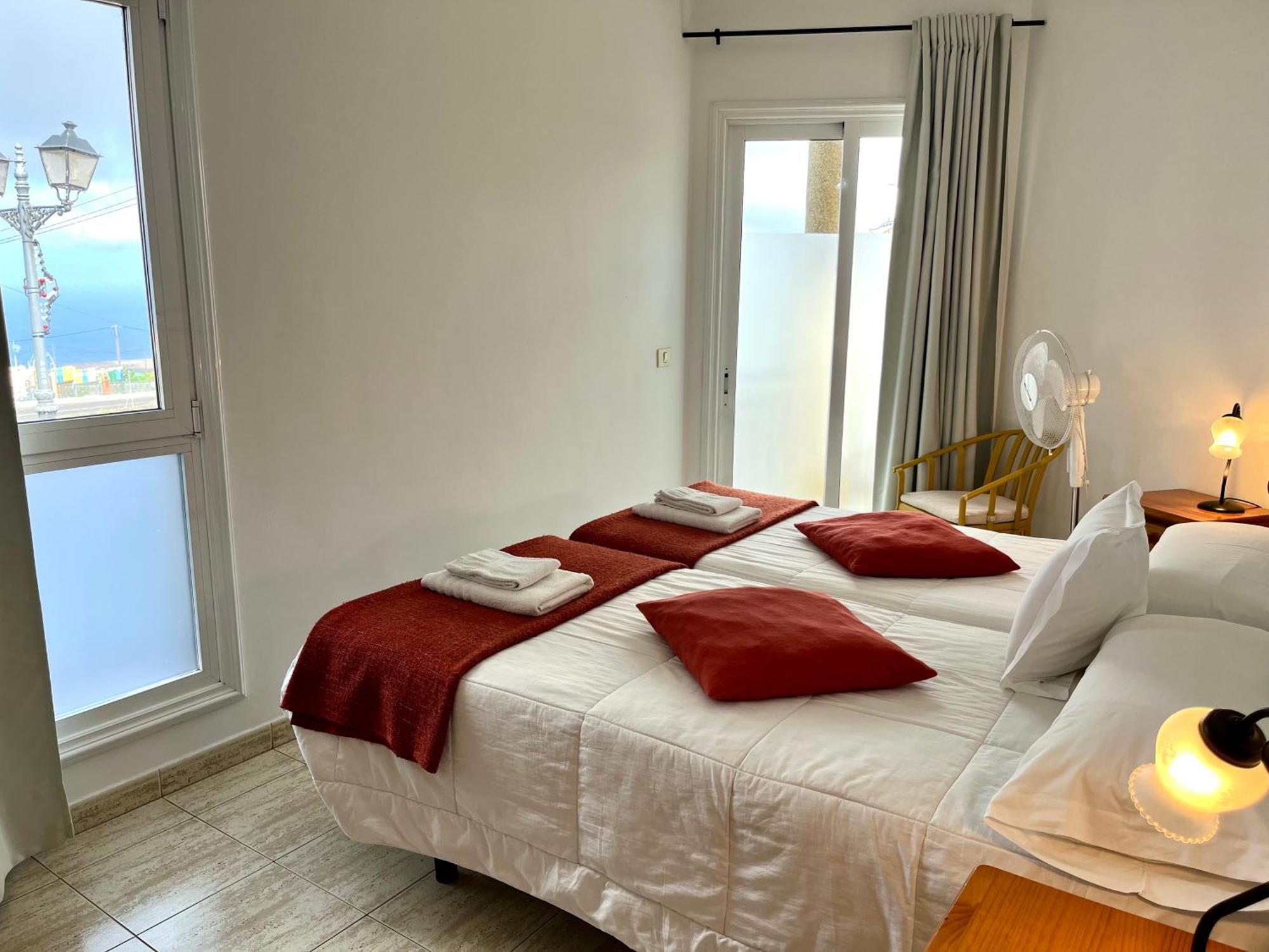 Apartamentos Edalmar Фронтера Екстериор снимка