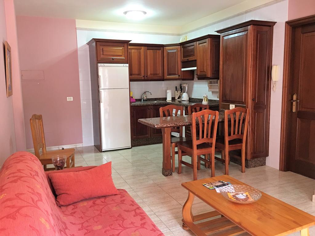 Apartamentos Edalmar Фронтера Екстериор снимка